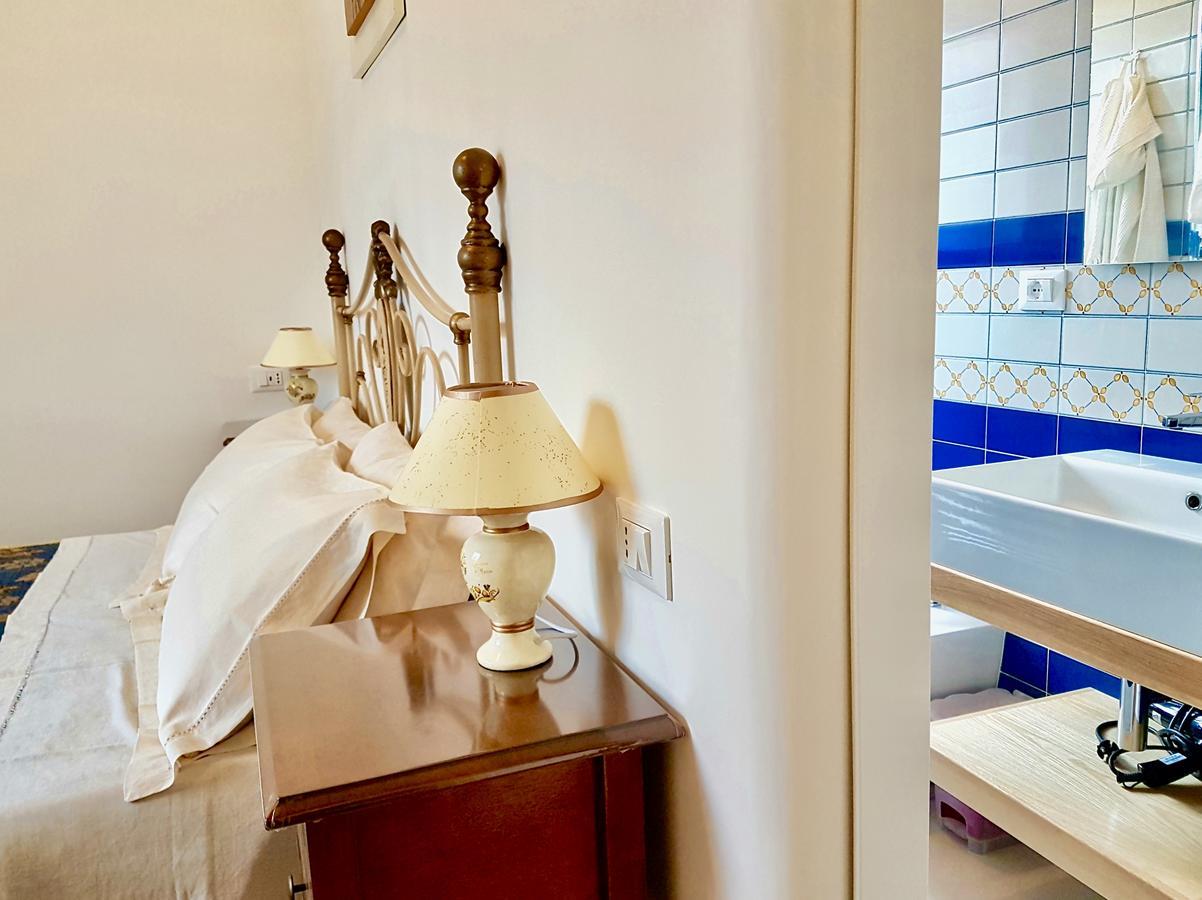 B&B All'Ombra Degli Ulivi 오스투니 외부 사진