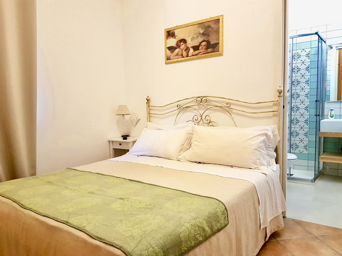 B&B All'Ombra Degli Ulivi 오스투니 외부 사진